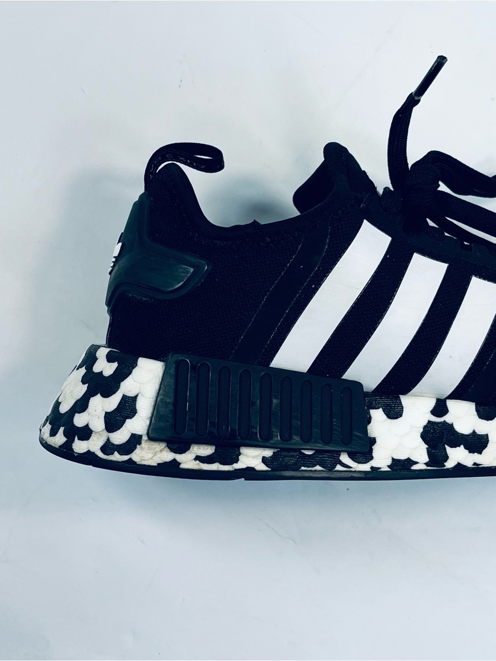 Adidas Youth NMD R 1 Running Shoes #GW9594 Black White Speckled Boys:6 Sneakers - Picture 10 of 15